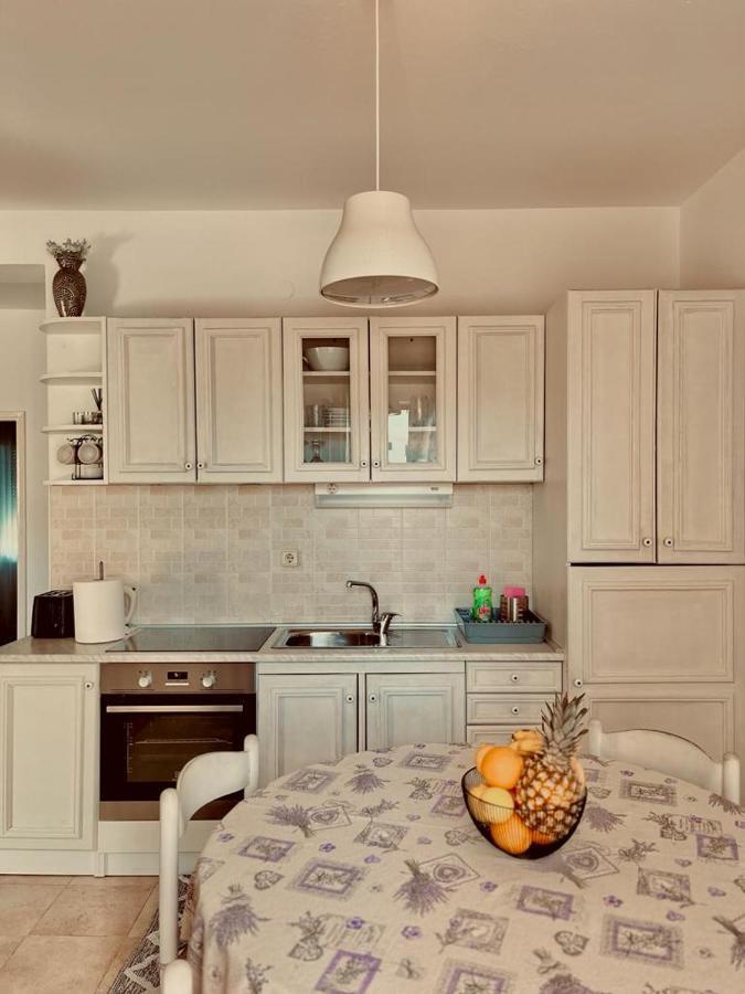 Apartments Jabuka Tribunj  Ngoại thất bức ảnh