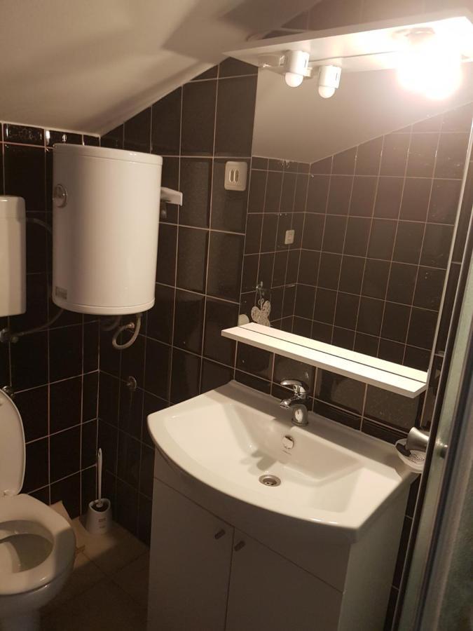 Apartments Jabuka Tribunj  Ngoại thất bức ảnh